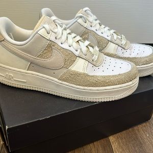 Nike Air Force coconut milk 6.5